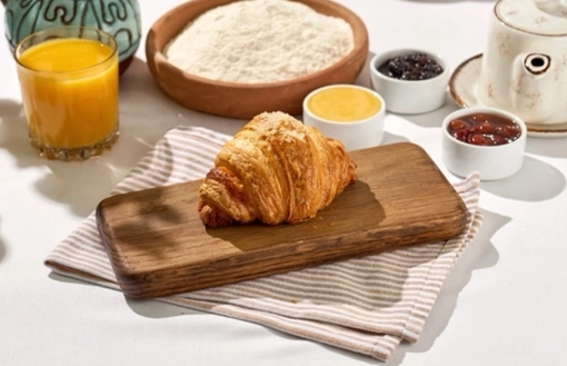 Круассан с ветчиной